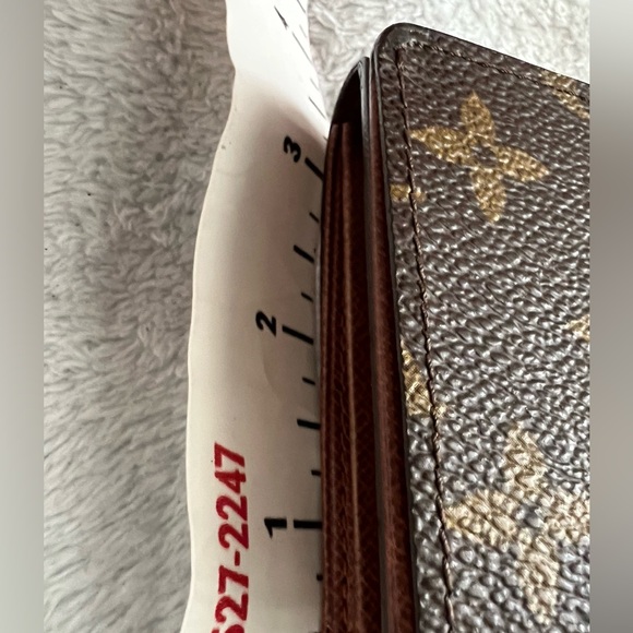 Louis Vuitton Brown Monogram Tresor Wallet🌹 - Picture 8 of 12